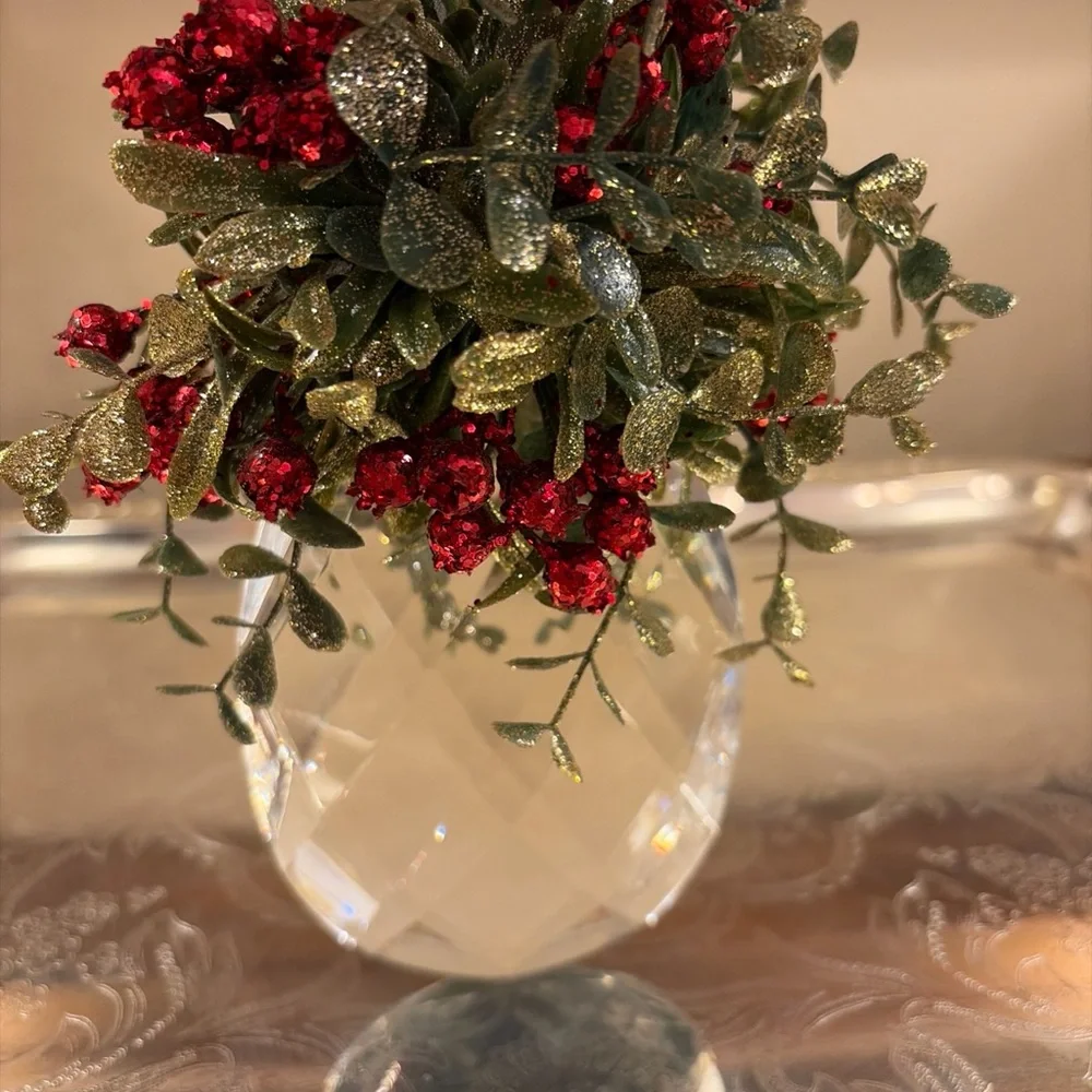 Ganz Mistletoe Kissing Crystal Lucite Multifaceted Christmas Ornament